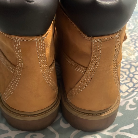 Shoes - Picture 8 of 12